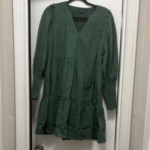 Universal Thread Forest Green Tiered Long Sleeve Dress